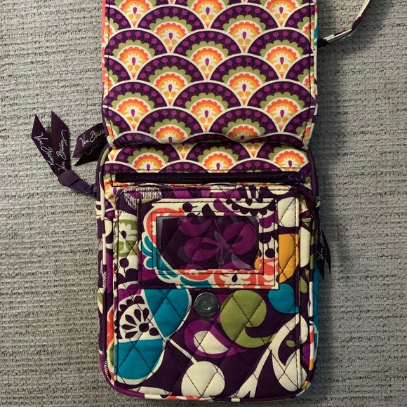 Vera Bradley crossbody - Picture 6 of 13